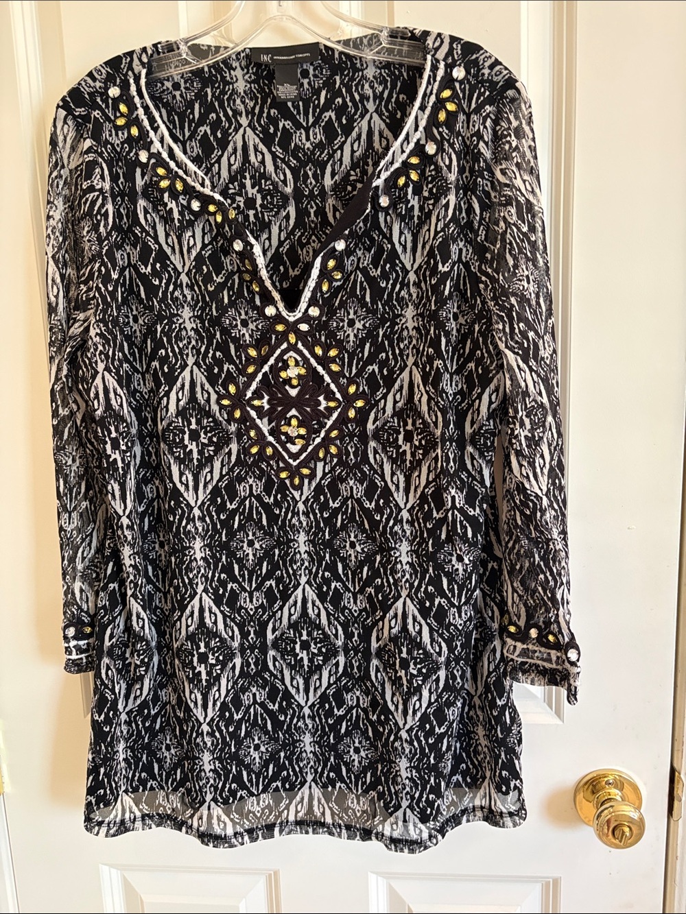 INC Internationalr Concepts Black & White Beaded V-Neck Tunic